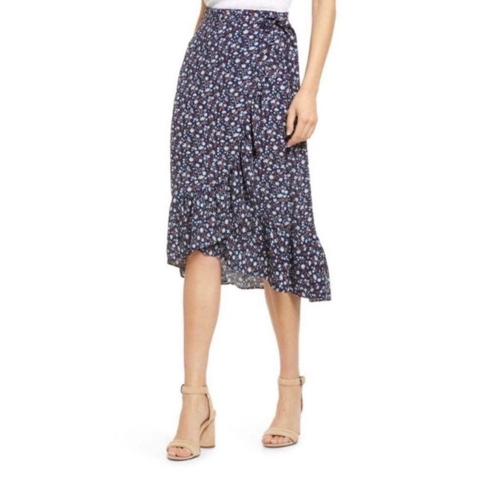 Madewell Ruffle-Edge‎ Midi Wrap Skirt in Harvest Vine Deep Navy